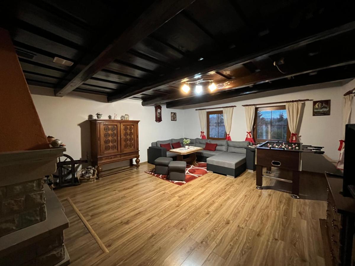 Drevenica U Mateja Fajku Villa ปรีบิลีนา ภายนอก รูปภาพ
